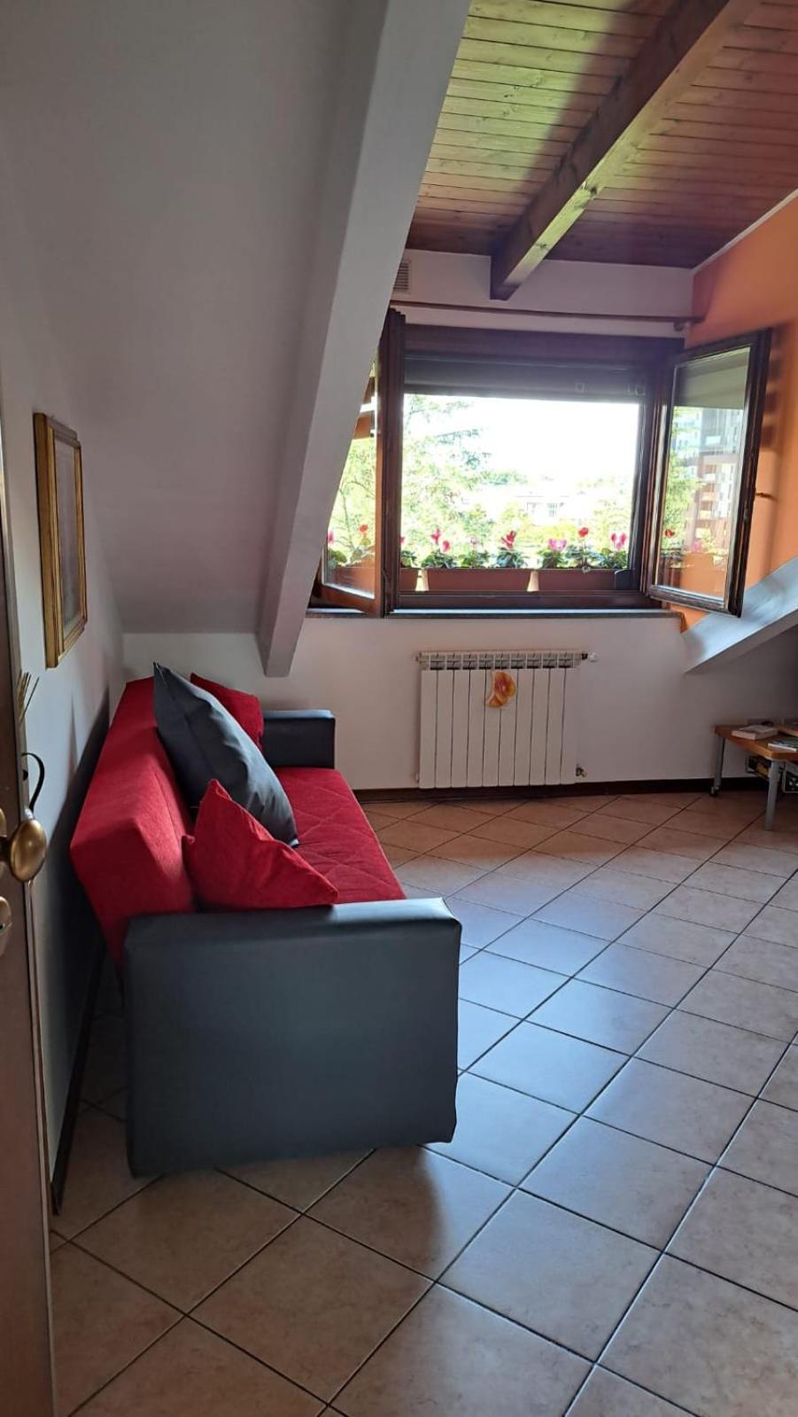 Casa Paola - Stazione 400 Mt - Free Wifi Apartman Arcore Kültér fotó